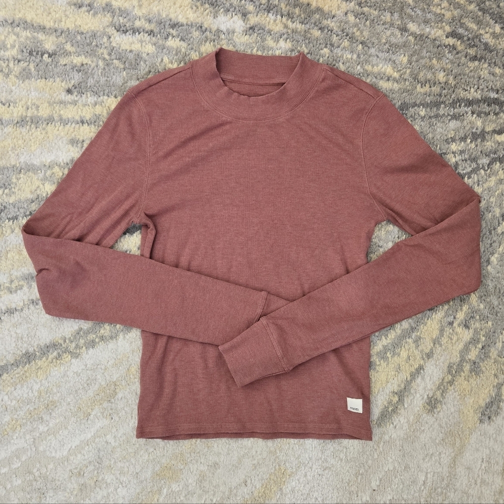 Vuori Women's Long Sleeve Top
